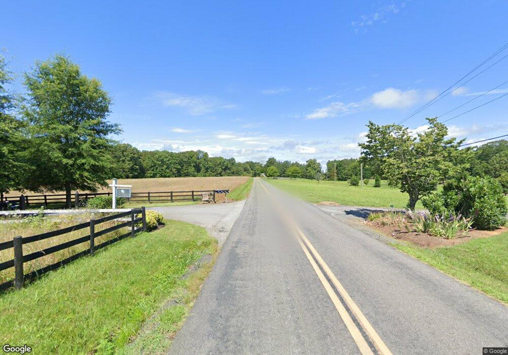 20000 Rolling Rd S, Scottsville, VA 24590 - photo 1