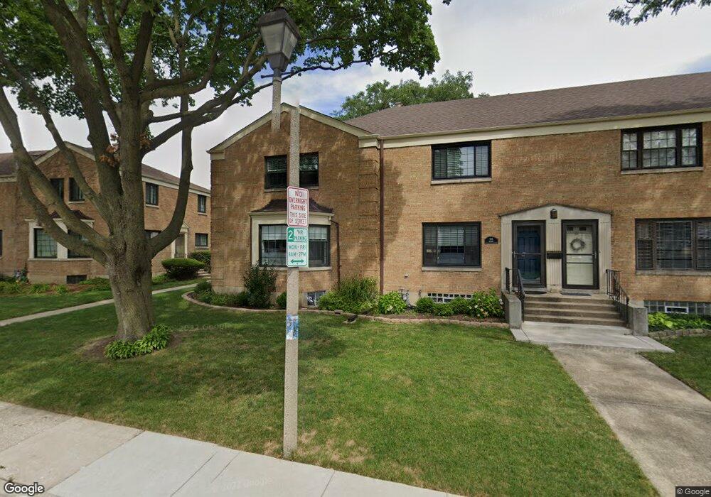 111 Fellows Ct, Elmhurst, IL 60126 - photo 1