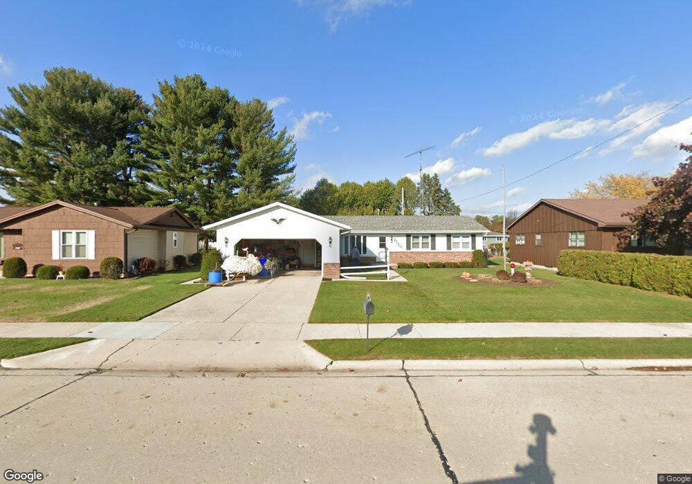 2520 42nd St, Two Rivers, WI 54241 - photo 1