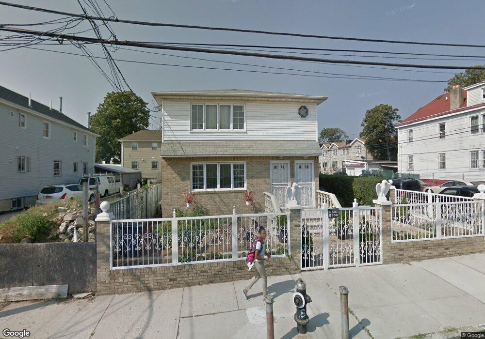 16843 104th Ave, Jamaica, NY 11433 - photo 1