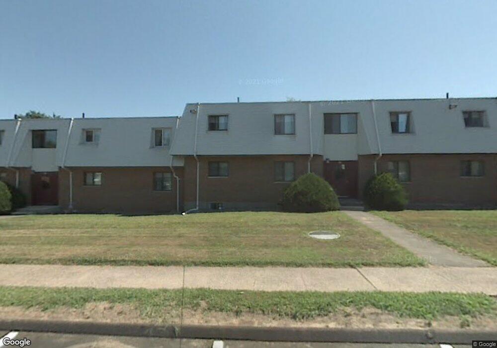 276 Richard St unit 1, Newington, CT 06111 - photo 1