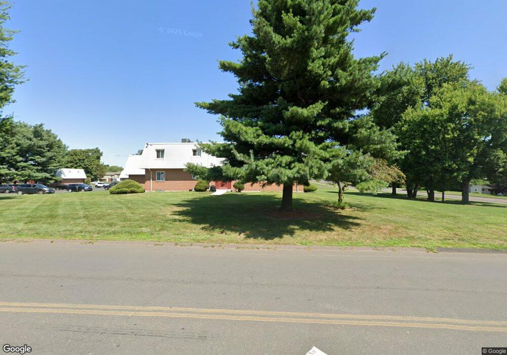 278 Richard St unit 1, Newington, CT 06111 - photo 1