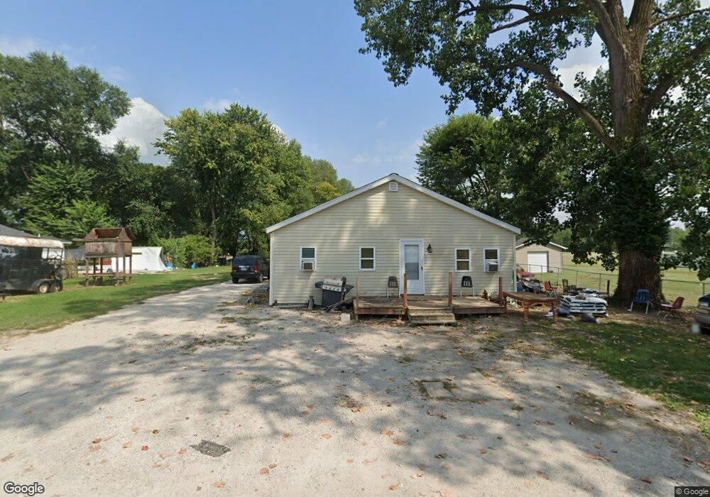 3326 Vfw Ln, Collinsville, IL 62234 - photo 1