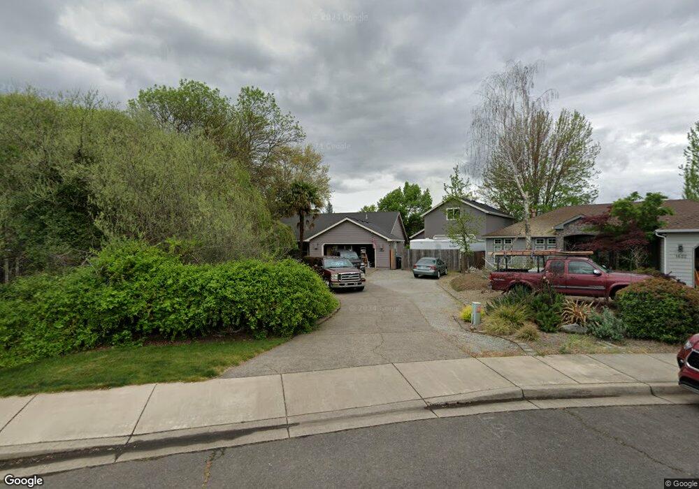 1632 Inverness Dr, Medford, OR 97504 - photo 1