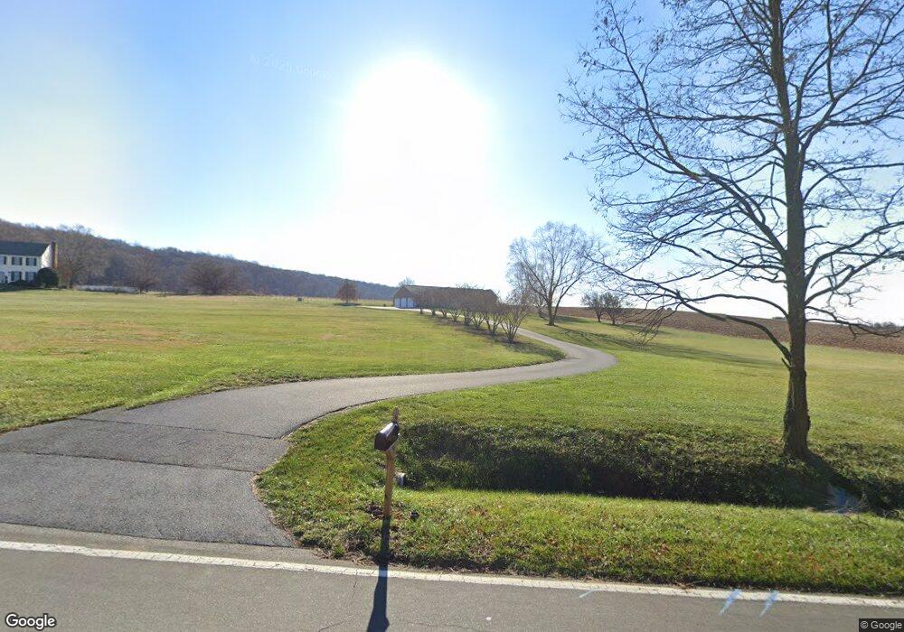 7925 Hollow Rd, Middletown, MD 21769 - photo 1