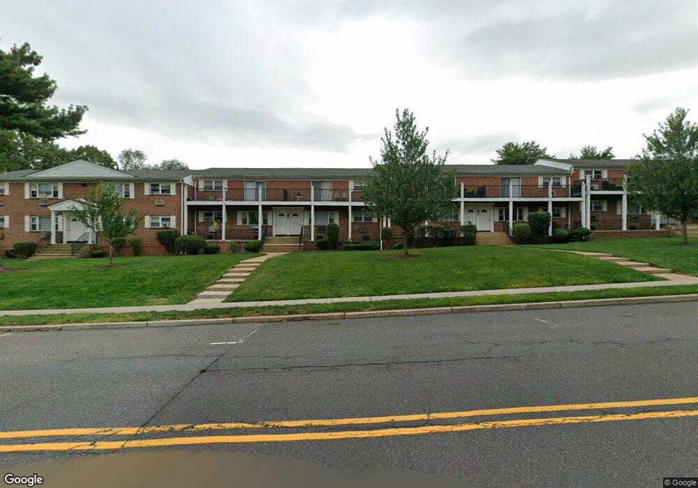 380 Hamilton St unit C, Somerset, NJ 08873 - photo 1