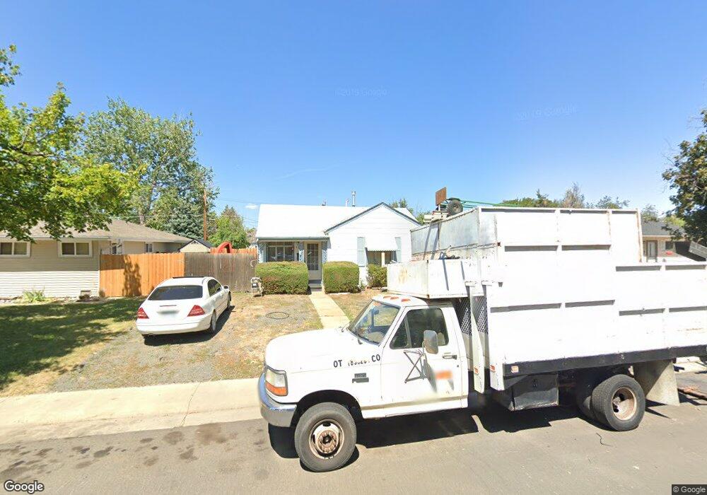 835 Oswego St, Aurora, CO 80010 - photo 1