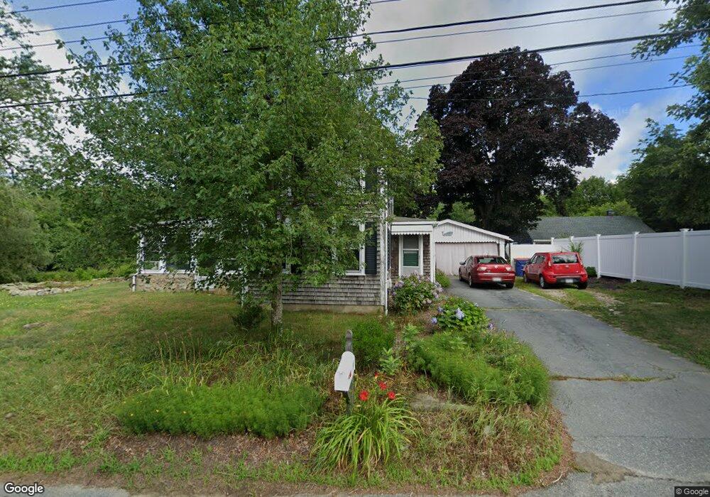 13 Park St, Mattapoisett, MA 02739 - photo 1