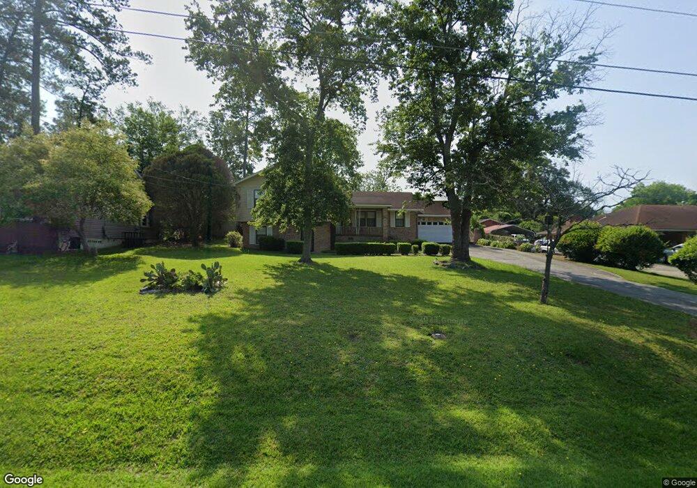 2764 Lakeshore Dr, Macon, GA 31217 - photo 1