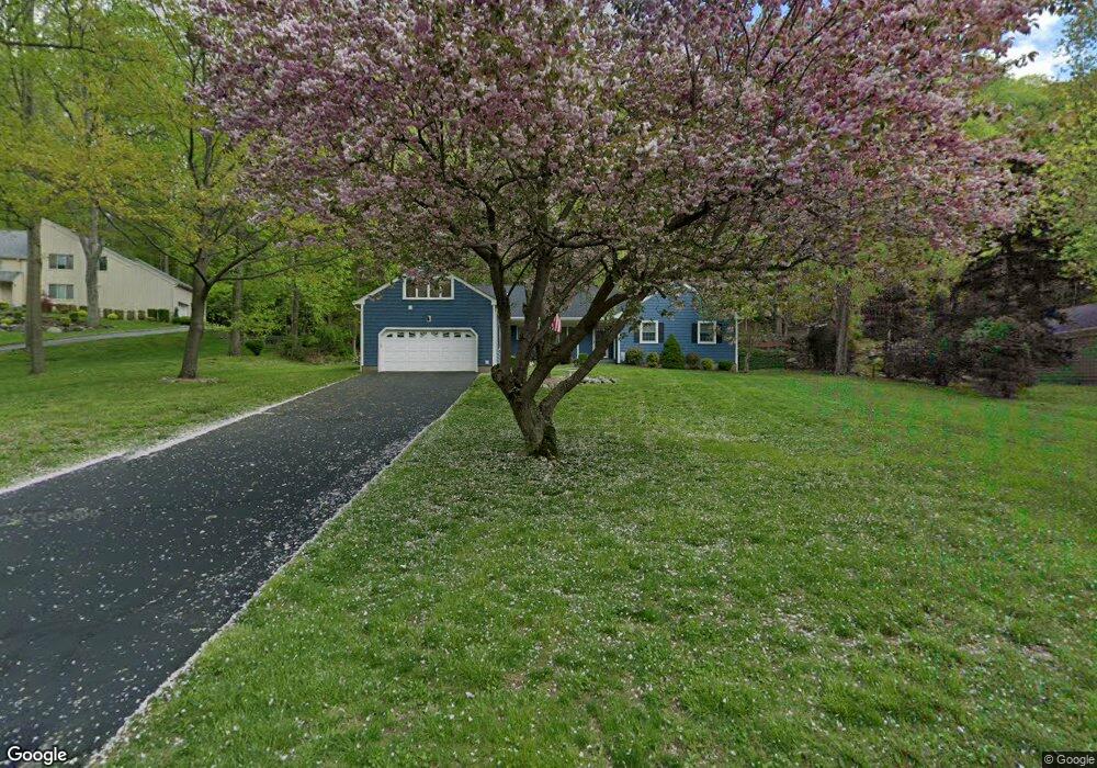 47 Deerfield Ln S, Pleasantville, NY 10570 - photo 1