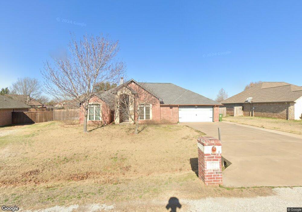 903 Winding Rd, Granbury, TX 76049 - photo 1