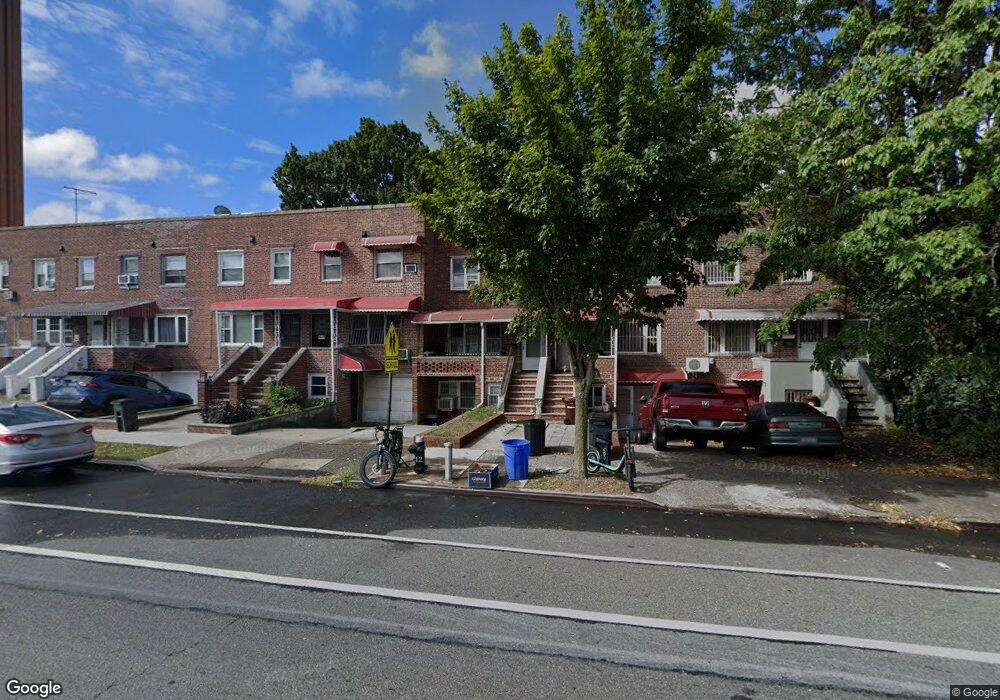 8064 164th St, Jamaica, NY 11432 - photo 1