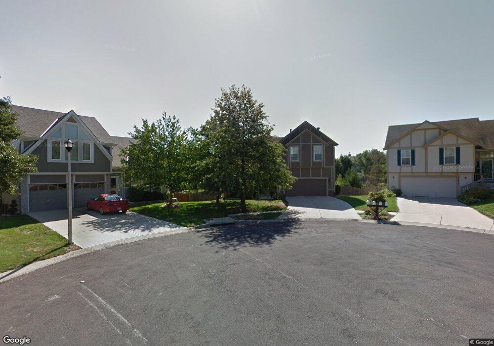 21405 W 47th Ct, Shawnee, KS 66218 - photo 1