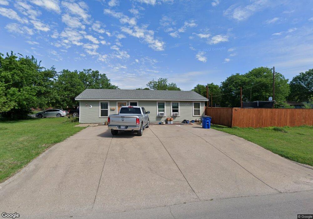 910 S Mckinney St, Ennis, TX 75119 - photo 1