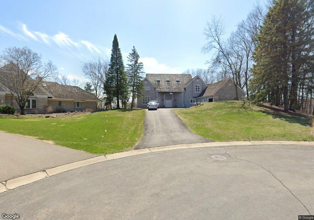 5535 Waterford Cir, Excelsior, MN 55331 - photo 1