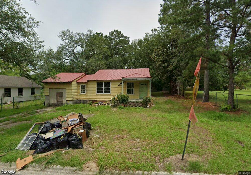 810 9th Ave NW, Moultrie, GA 31768 - photo 1