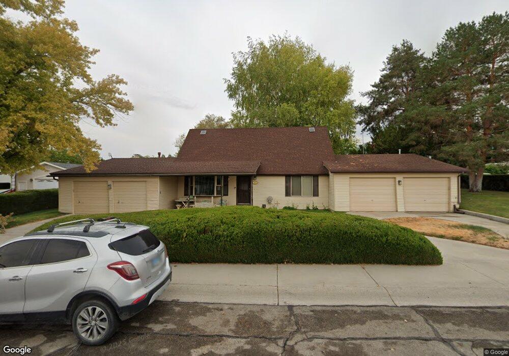 10 Julie Ct, Winnemucca, NV 89445 - photo 1