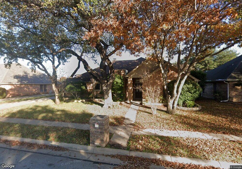 1728 Woodhill Ln, Bedford, TX 76021 - photo 1