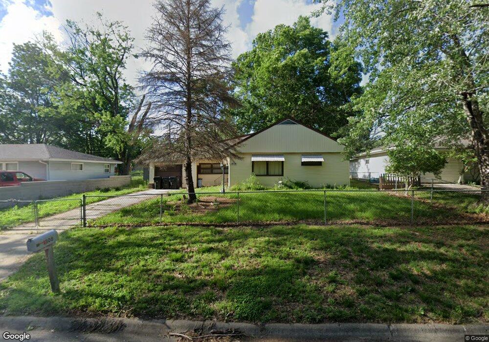 1808 SW Tara Ave, Topeka, KS 66611 - photo 1
