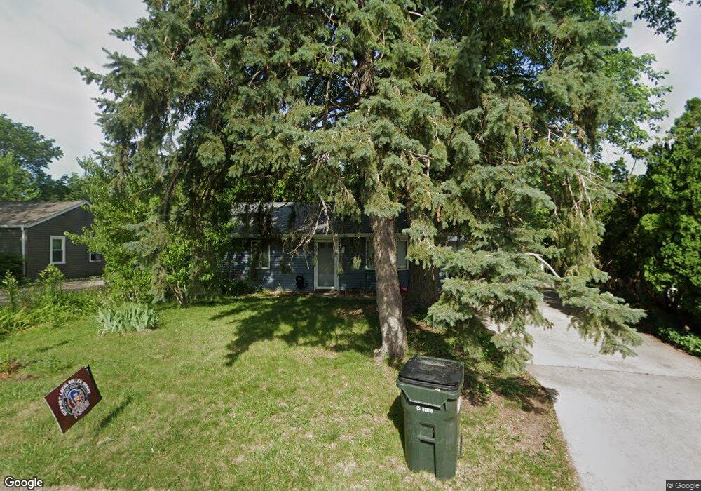 7410 N Oak St, Davenport, IA 52806 - photo 1