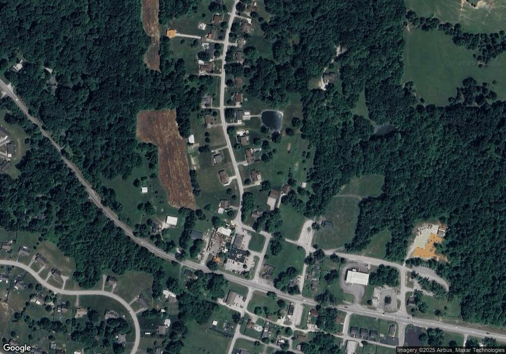 5502 Briarhill Dr, Floyds Knobs, IN 47119 - photo 1