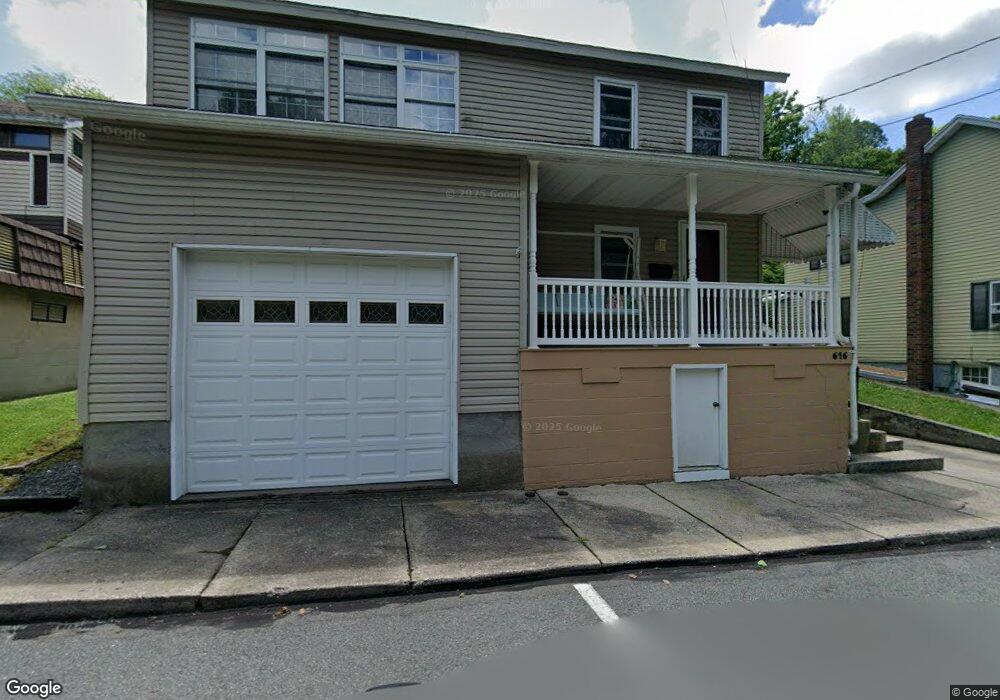 616 E Front St, Lansford, PA 18232 - photo 1