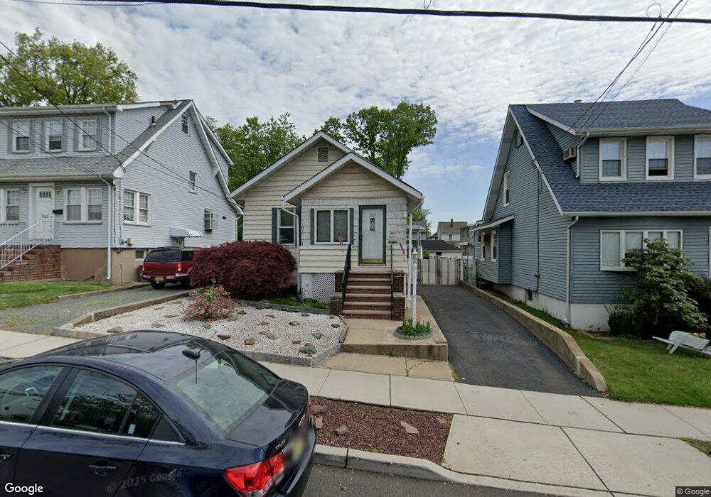 327 Forest Ave, Lyndhurst, NJ 07071 - photo 1