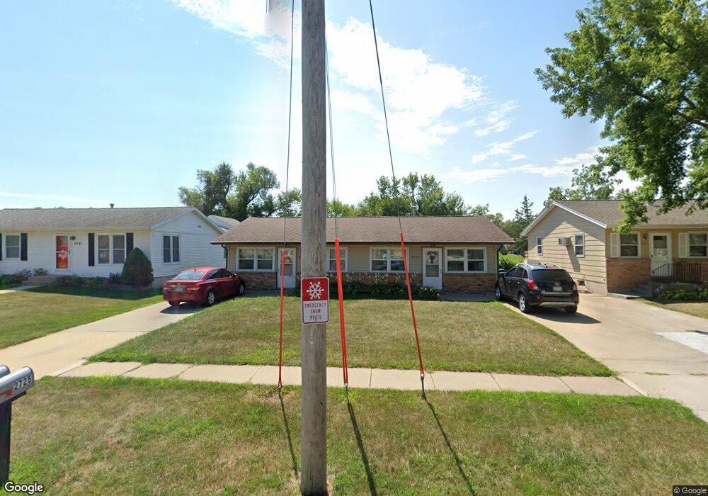 2725 E Ave NW, Cedar Rapids, IA 52405 - photo 1