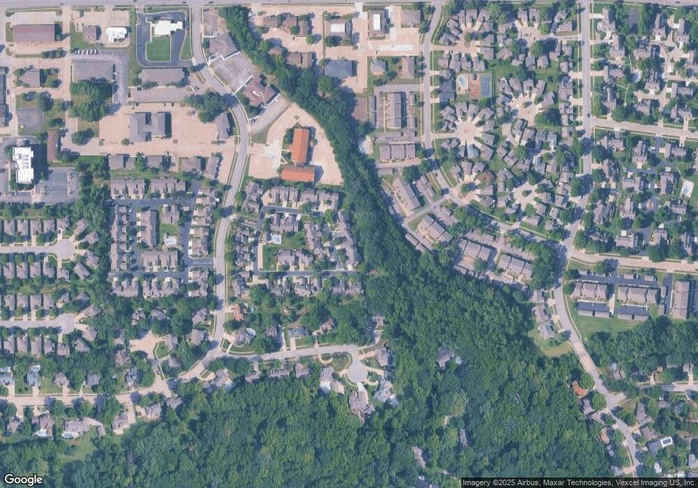 5628 SW Hawick Ln, Topeka, KS 66614 - photo 1