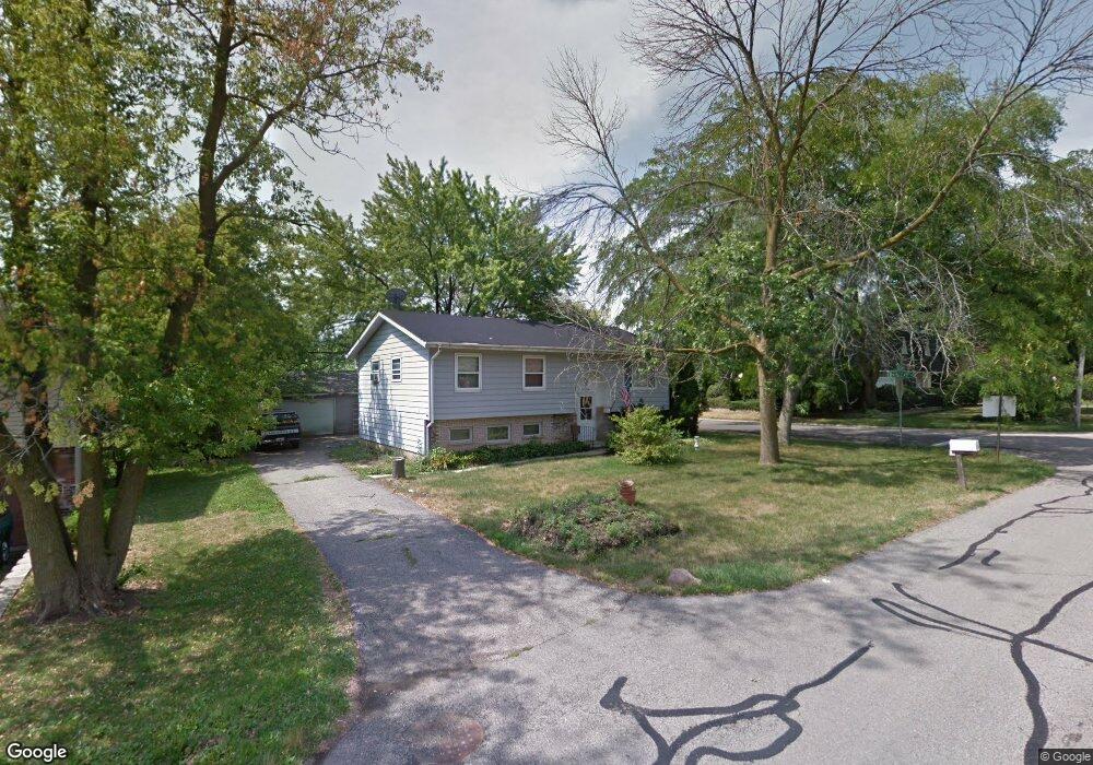 102 Pheasant Trail, Lake In the Hills, IL 60156 - photo 1