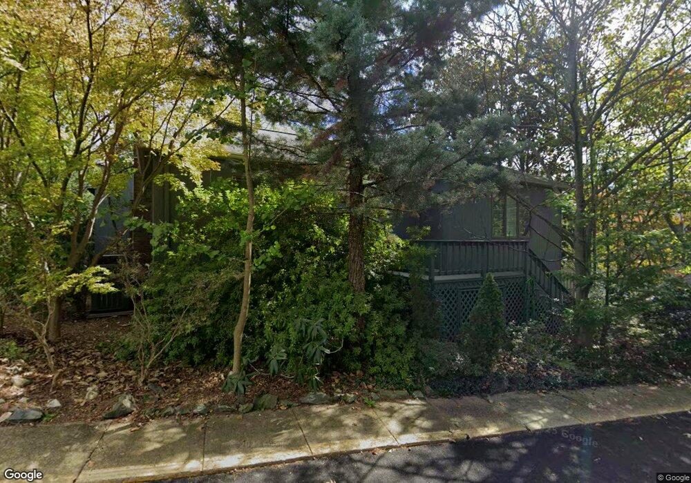 17 Vassar Cir, Glen Echo, MD 20812 - photo 1