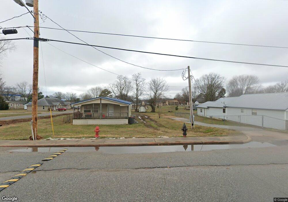 280 S Colcord Ave, Colcord, OK 74338 - photo 1