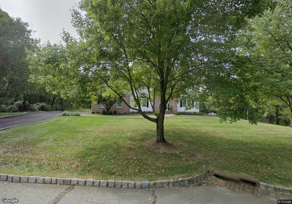 8 Chaucer Dr, Annandale, NJ 08801 - photo 1