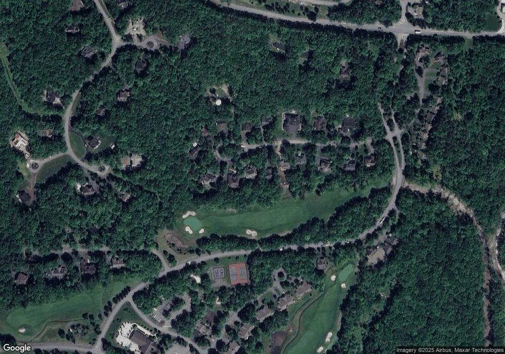 16 Pin Oak Cir, Hawley, PA 18428 - photo 1