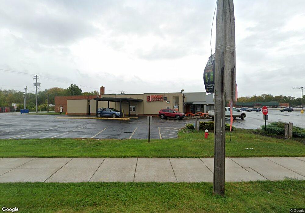 4152 E Lake Rd, Sheffield Lake, OH 44054 - photo 1