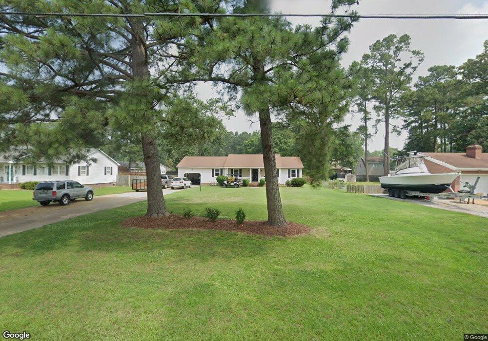 513 Dandy Loop Rd, Yorktown, VA 23692 - photo 1