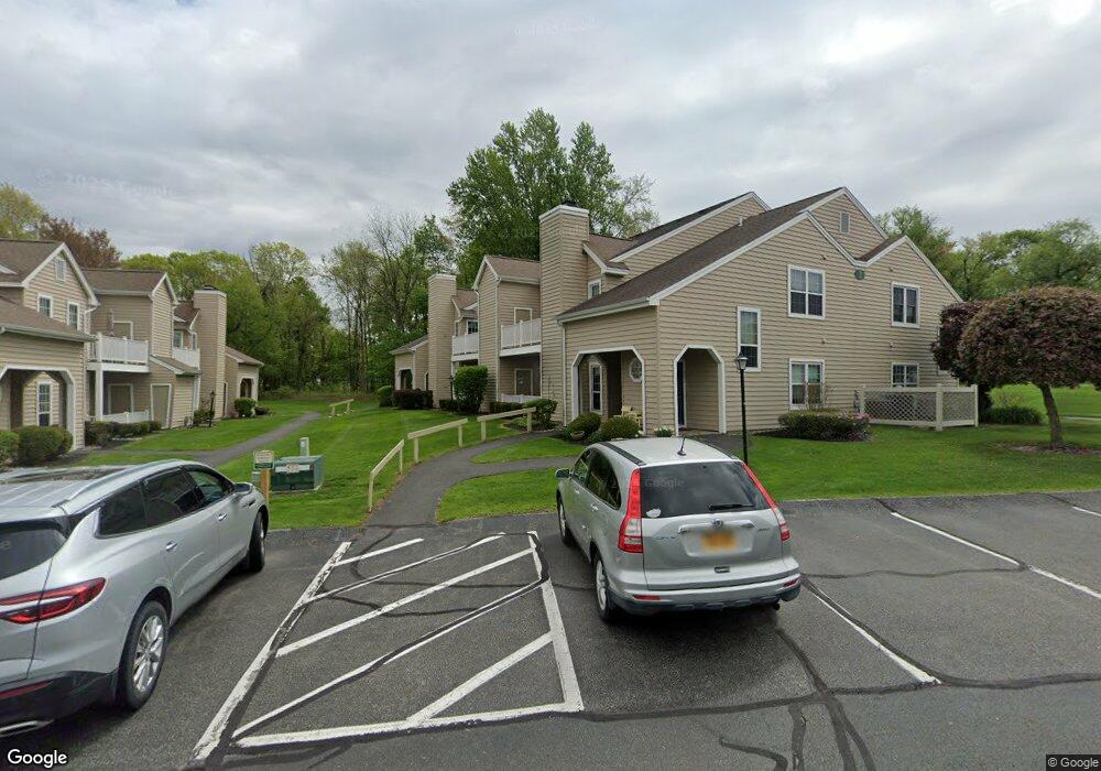 211 Hampton Place Blvd, Troy, NY 12180 - photo 1