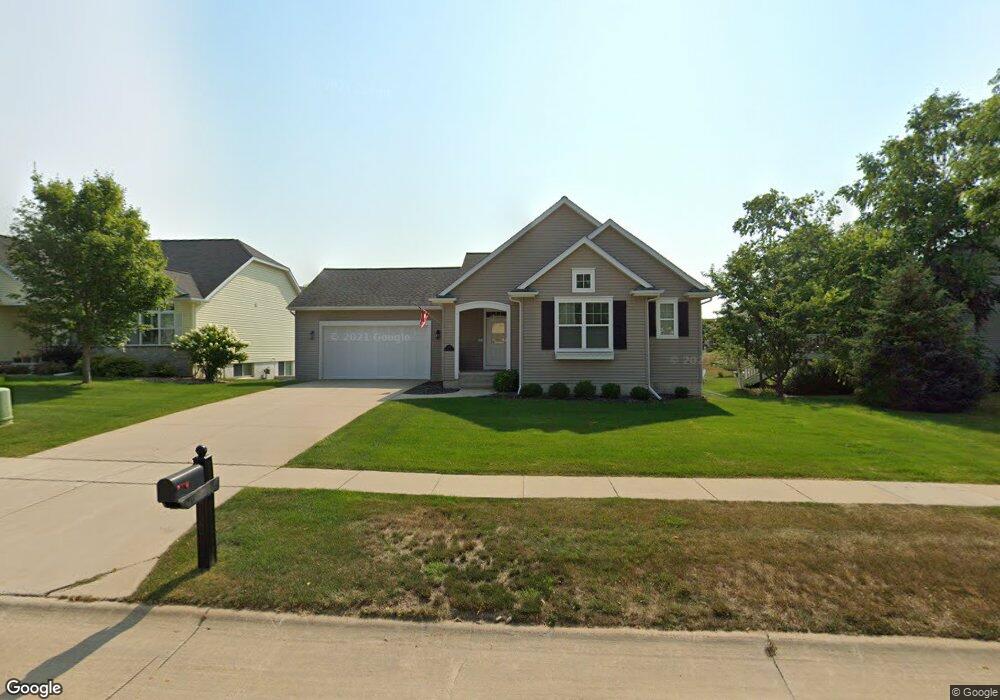 3410 Forest Valley Ct, Cedar Rapids, IA 52411 - photo 1