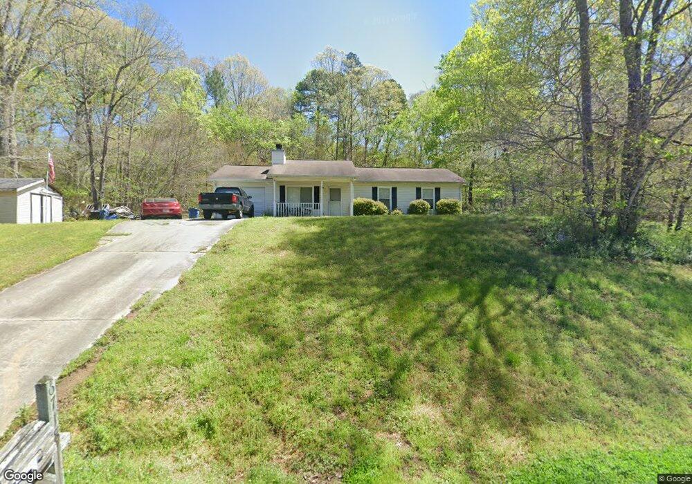 6718 Spring Head Dr, Flowery Branch, GA 30542 - photo 1