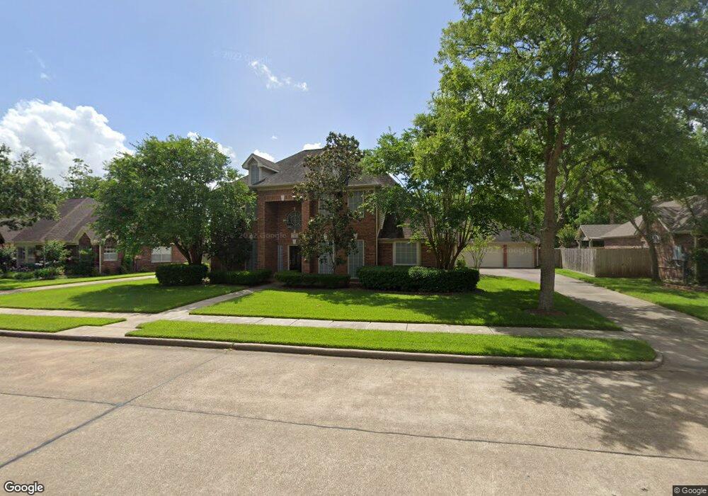 111 Eagle Lakes Dr, Friendswood, TX 77546 - photo 1
