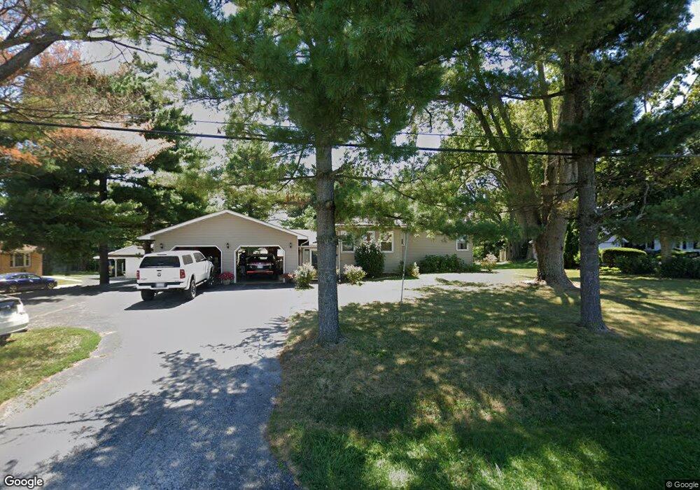 2333 Mound Rd, Jacksonville, IL 62650 - photo 1