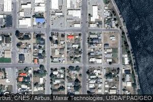 209 3rd St S, Brewster, WA 98812