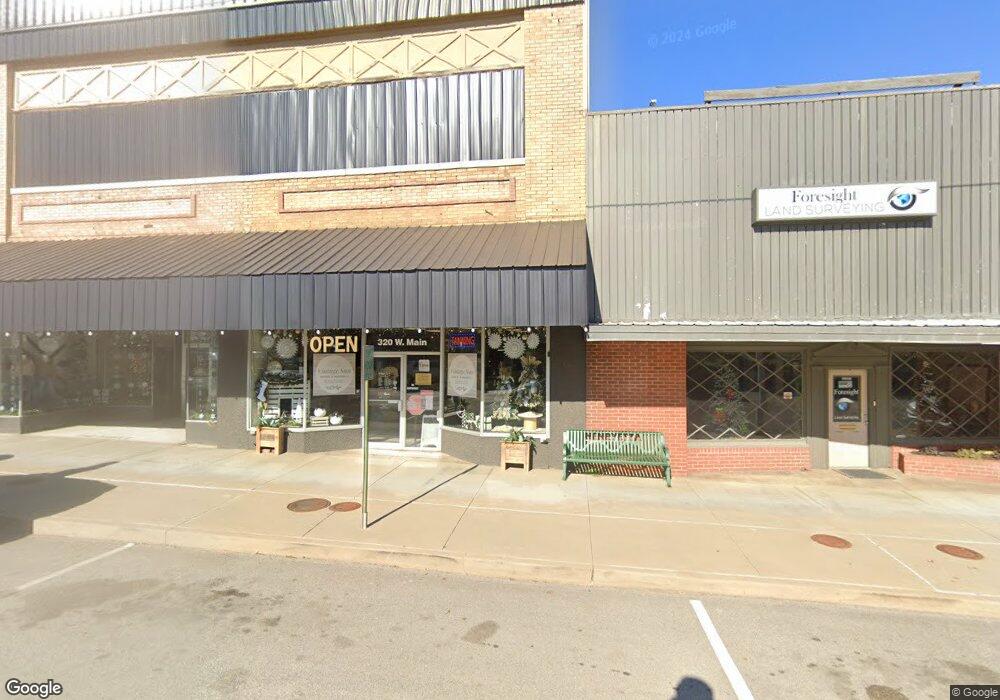 320 W Main St, Henryetta, OK 74437 - photo 1