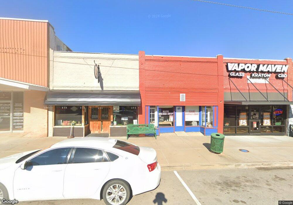 312 W Main St, Henryetta, OK 74437 - photo 1