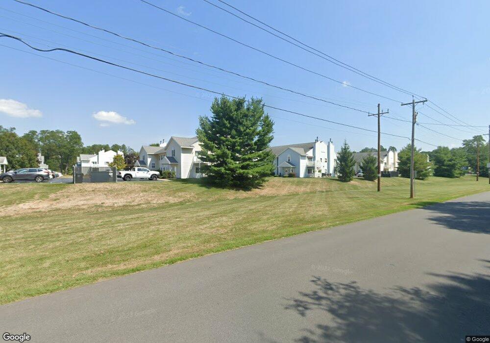 805 Cambridge Manor Dr, Schenectady, NY 12302 - photo 1