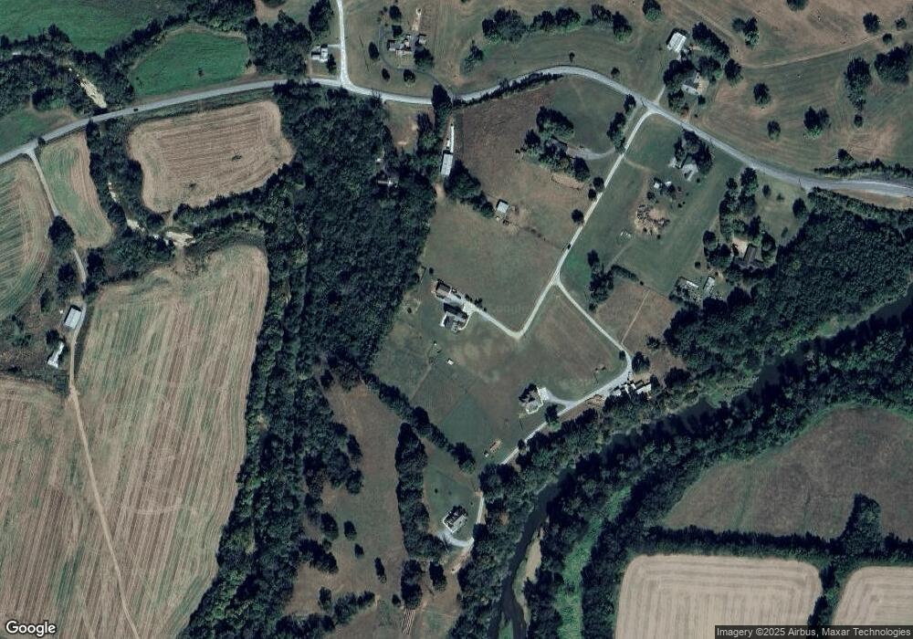 1951 Sims Rd, Shelbyville, TN 37160 - photo 1