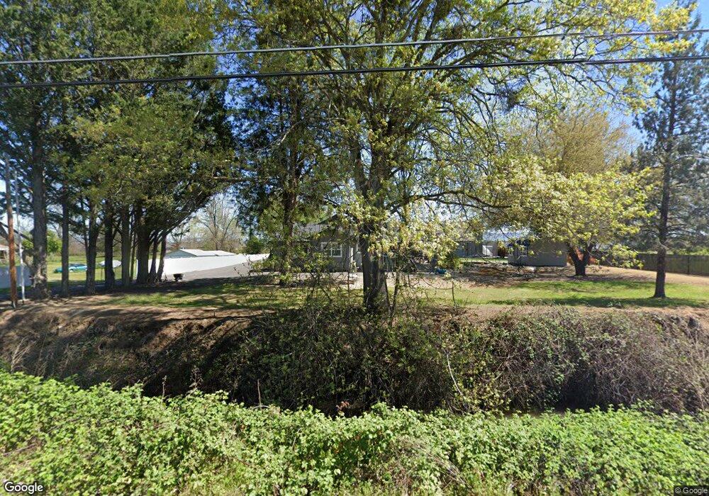 4800 Grant Rd, Central Point, OR 97502 - photo 1