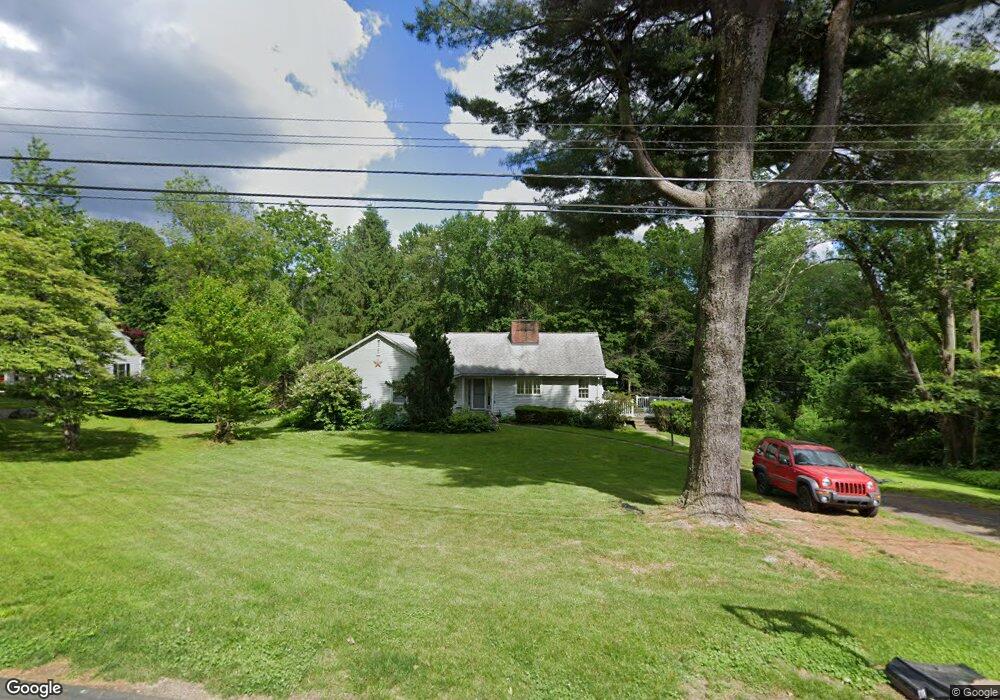 8 Old Orchard Rd, Bloomfield, CT 06002 - photo 1