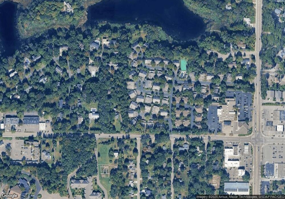 17901 17901 Comstock Rd, Minnetonka, MN 55391 - photo 1