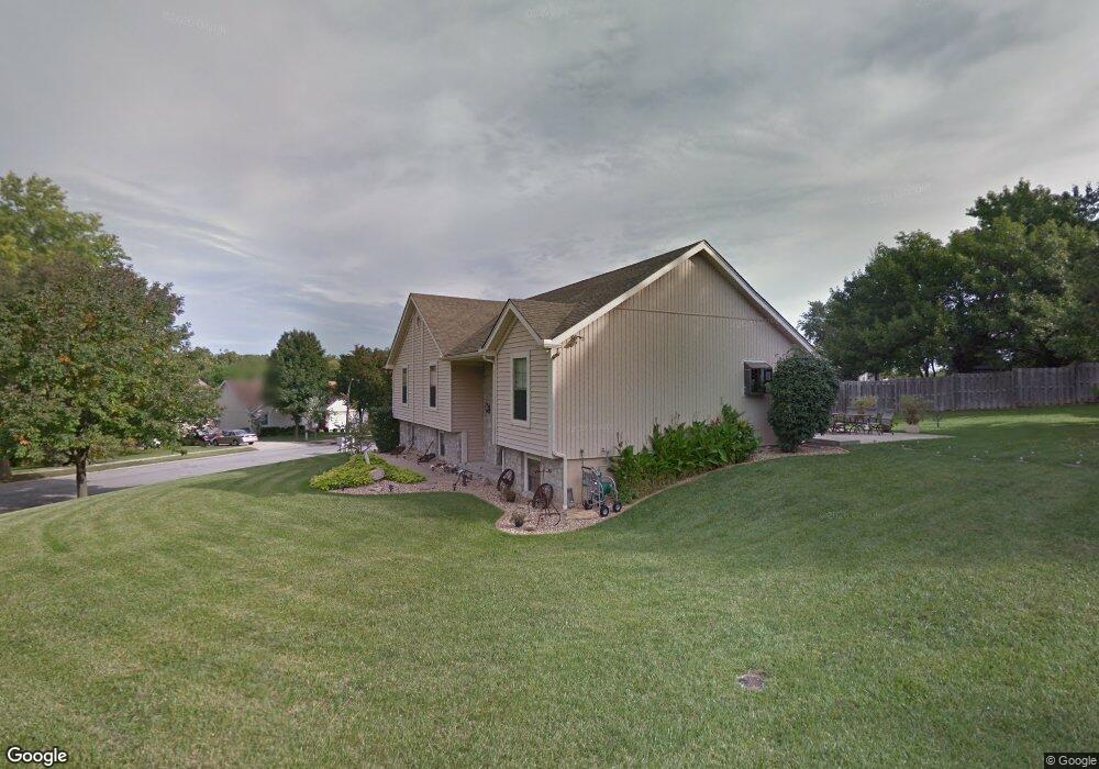 7921 Swarner Dr, Lenexa, KS 66219 - photo 1